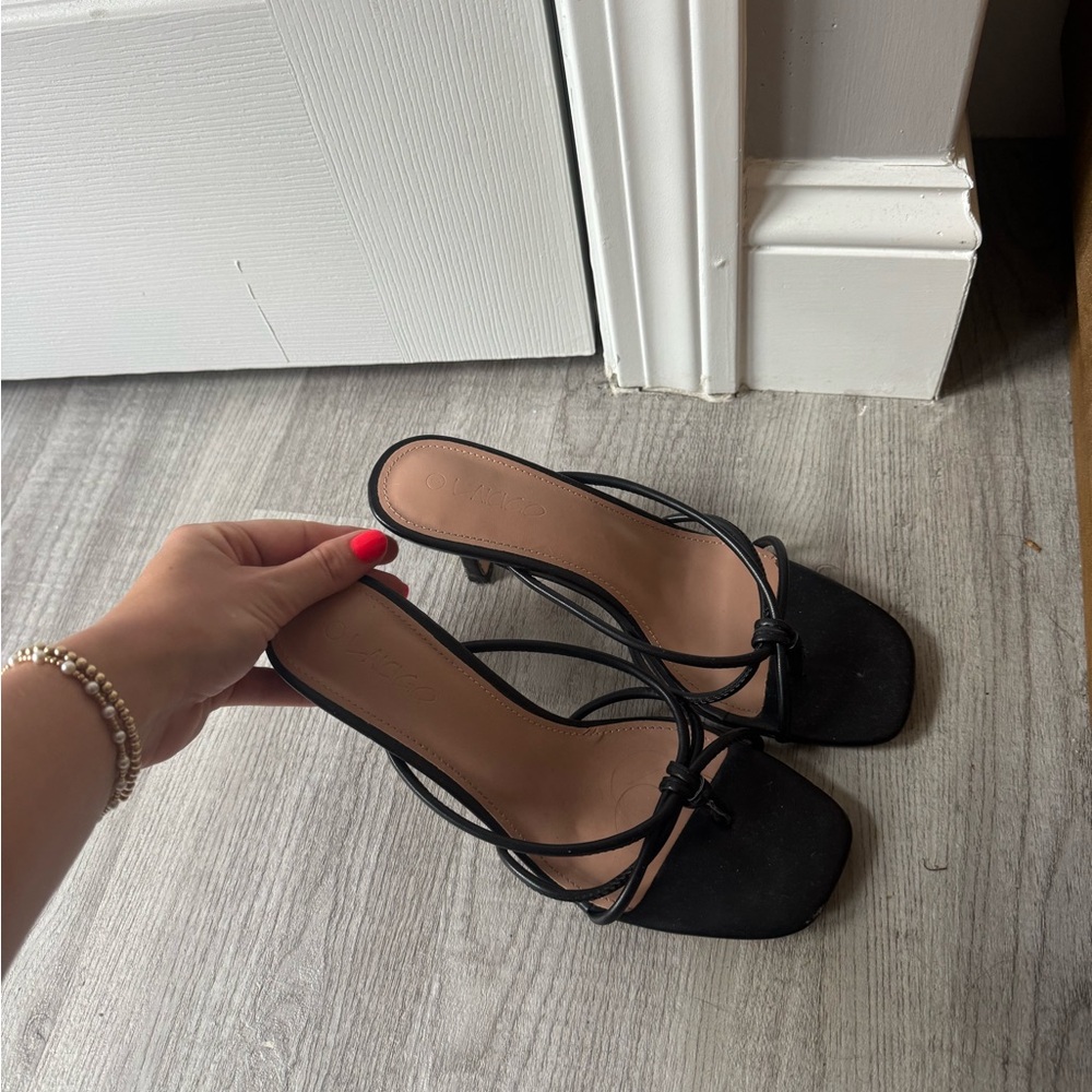 Black Kitten Heel